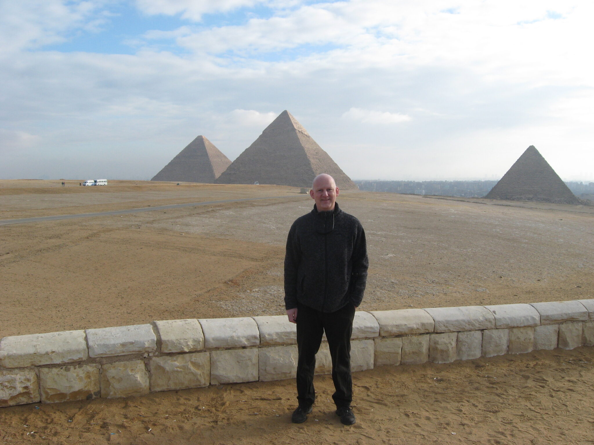 Superforecaster Peter Stamp in front of the pyramids in Egypt